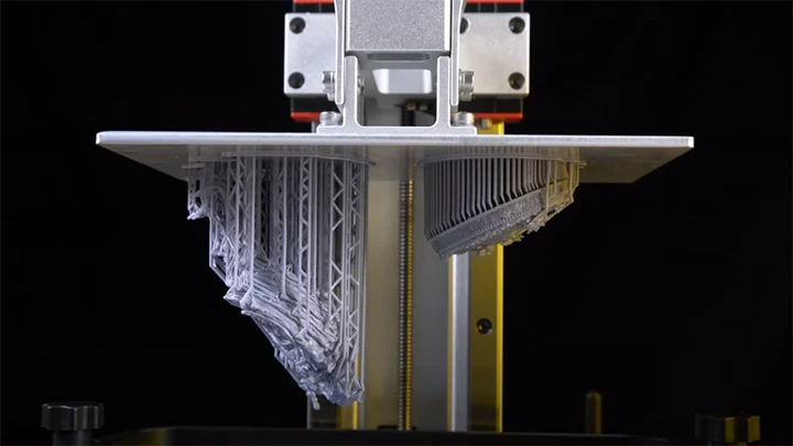 Padroneggiare le impostazioni della stampante 3D in resina: parametri di stampa chiave Descrizione della stampante in resina